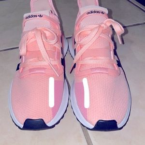 Womens Adidas Sneakers